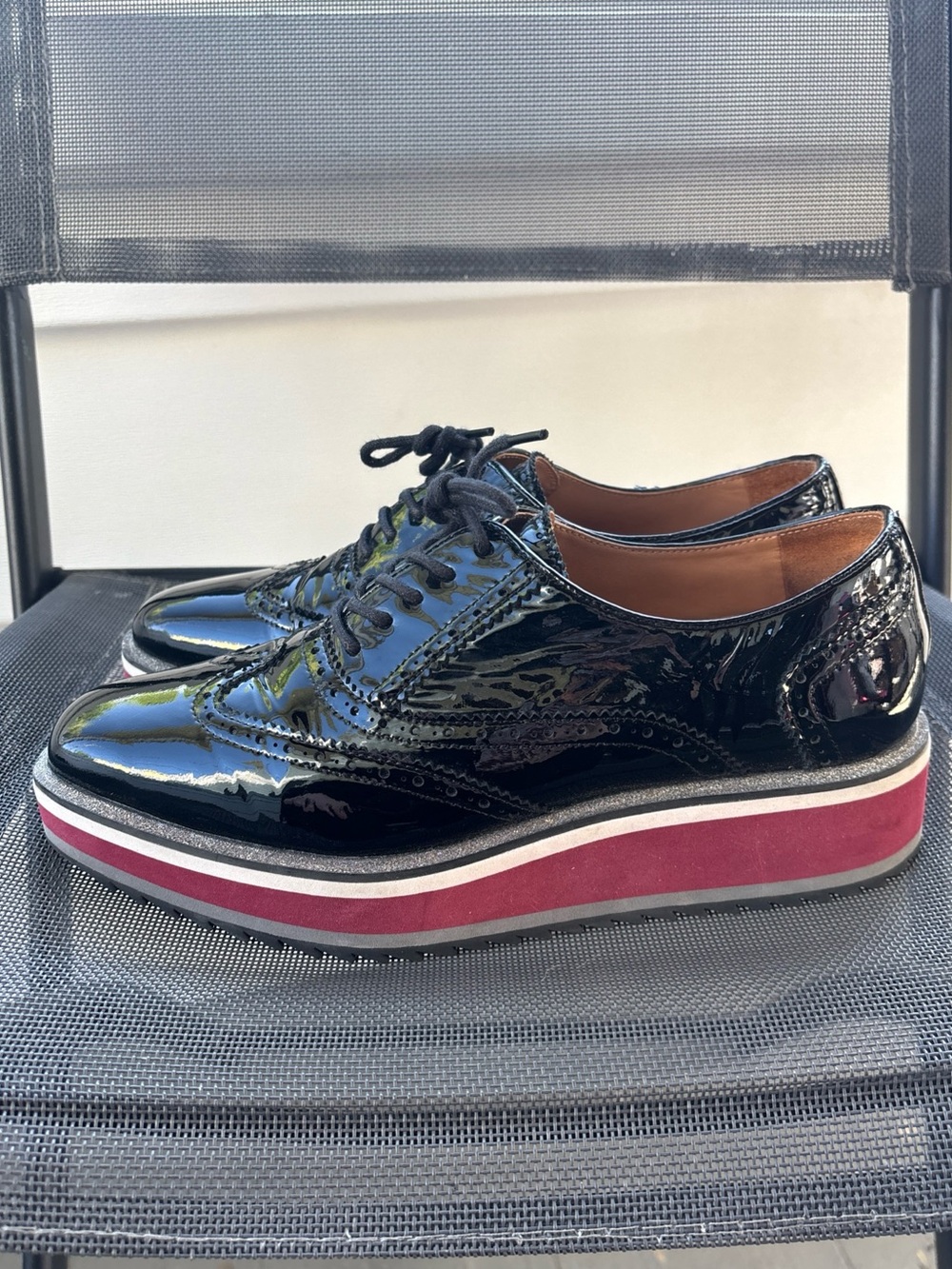 Johnston & Murphy Gracelyn lace-up oxfords Size 8 8M Women’s Patent Leather
